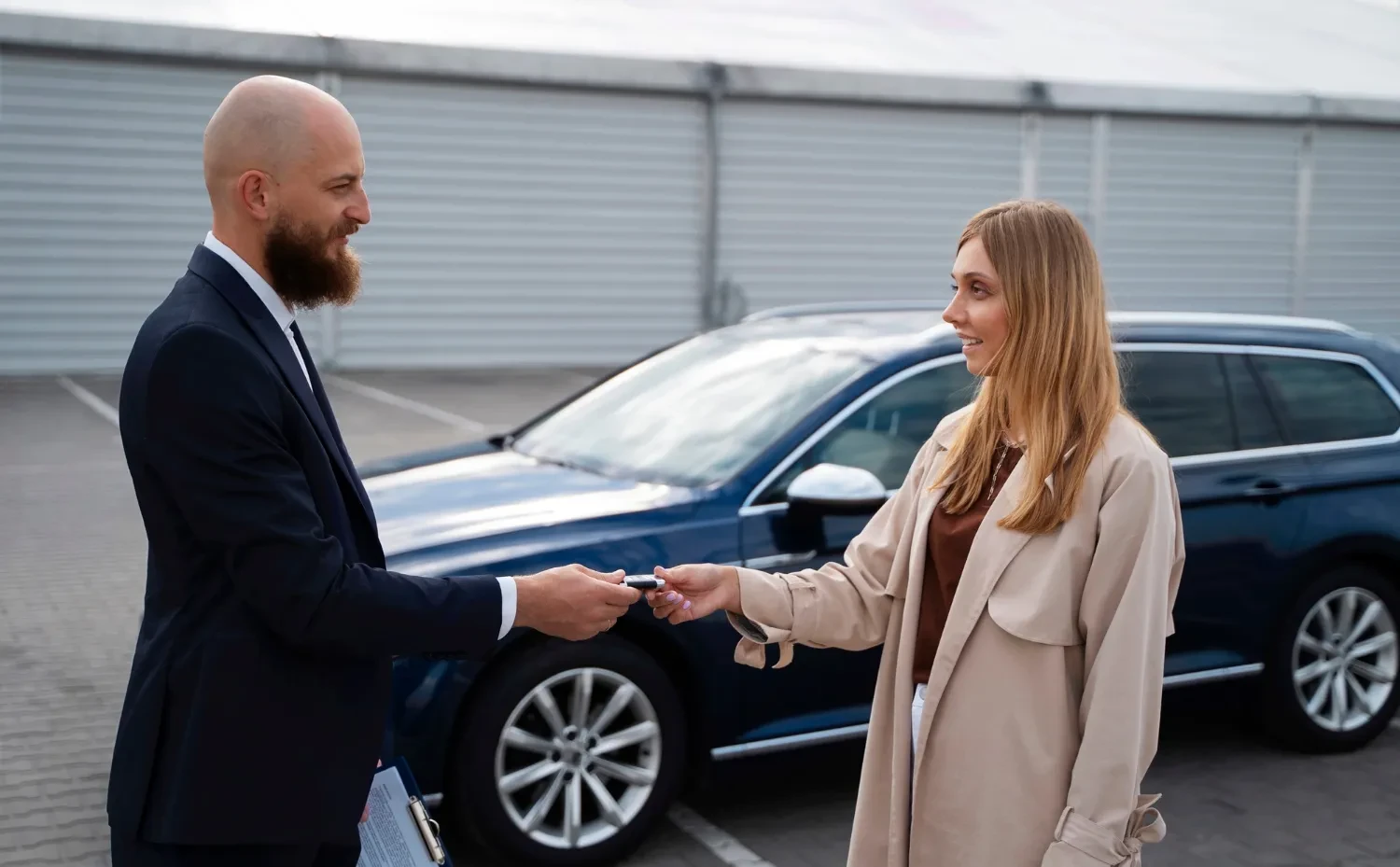 Contract de leasing financiar și cheile unei mașini